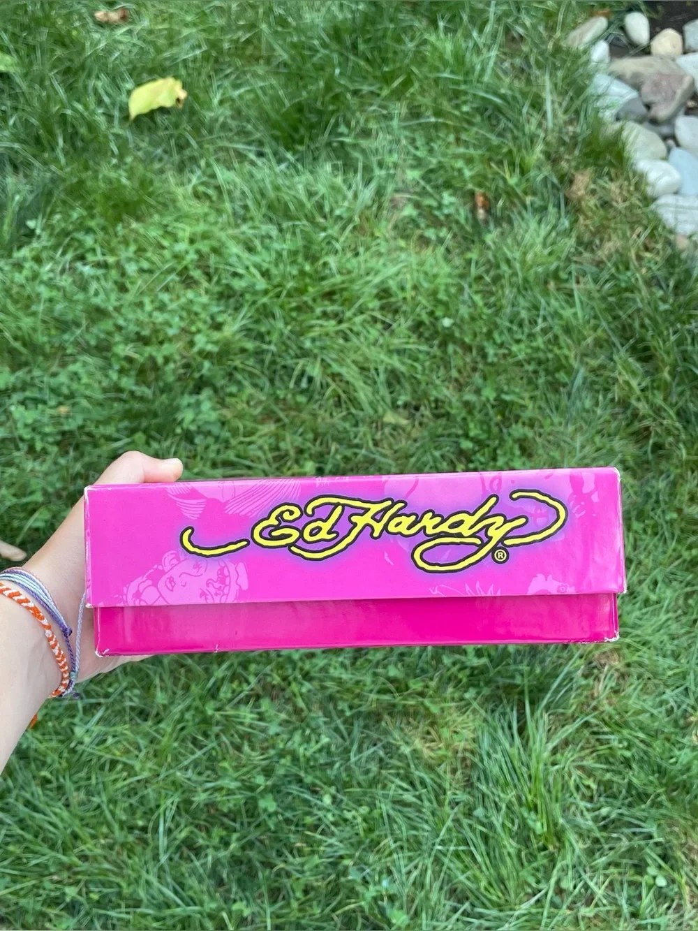 2000s Ed Hardy Hearts And Daggers pink display box